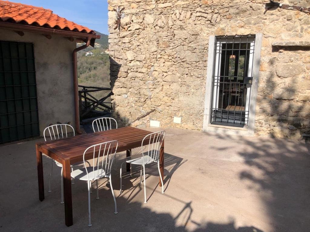 Ca Di Pippo "Volpe" Appartamento Ristrutturato Orco Feglino Buitenkant foto