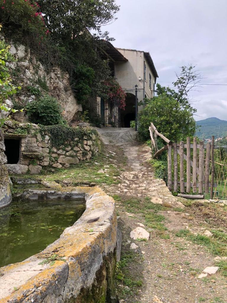 Ca Di Pippo "Volpe" Appartamento Ristrutturato Orco Feglino Buitenkant foto